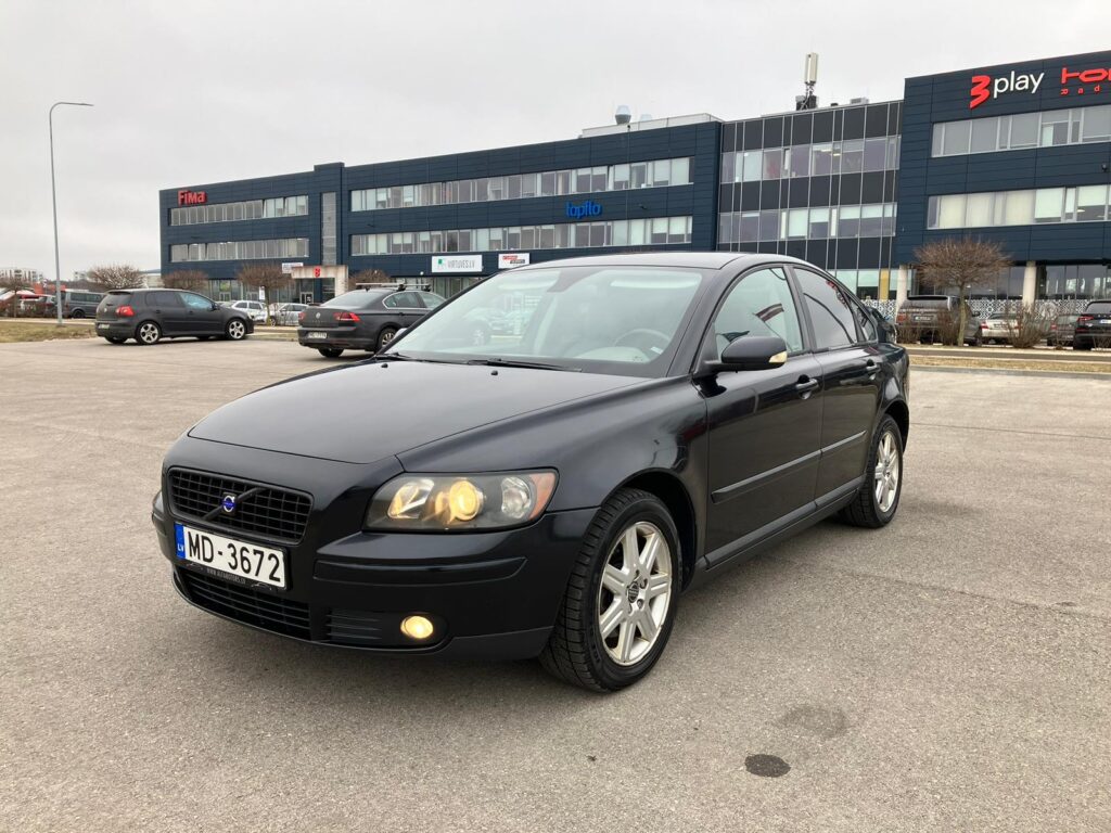 Volvo S40