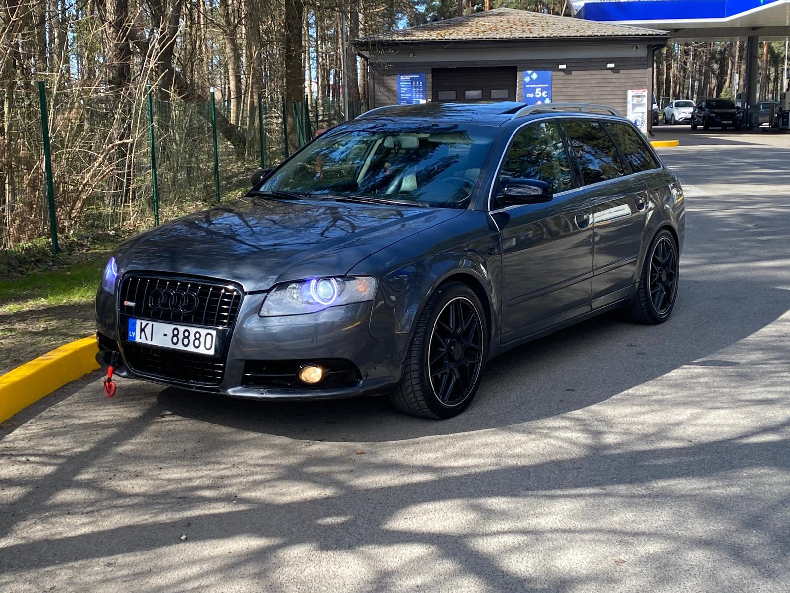 AUDI A4 S-LINE QUATTRO