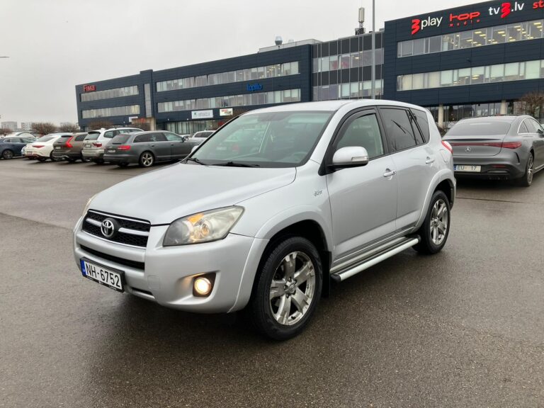 Toyota RAV 4 CROSSOVER 4×4