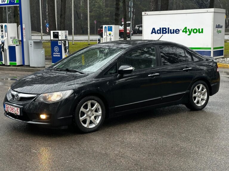 HONDA CIVIC 4DR HYBRID