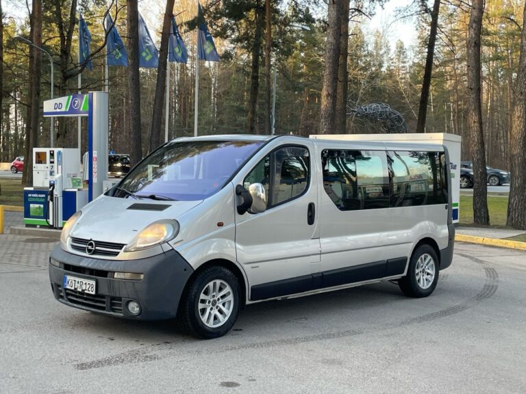 OPEL VIVARO 8-VIETAS
