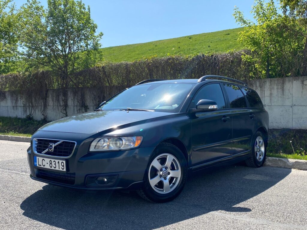 Volvo V50 R-Design