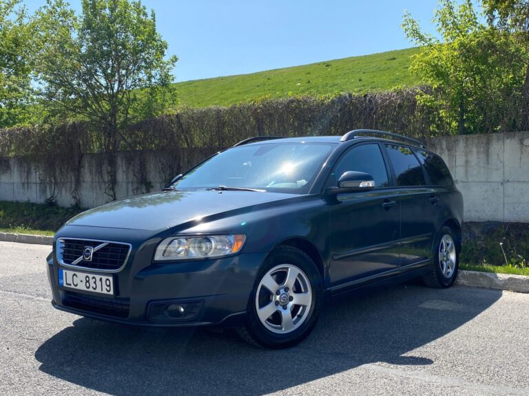 Volvo V50 R-Design