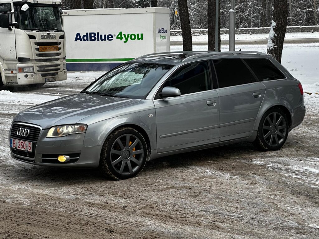 AUDI A4 QUATTRO