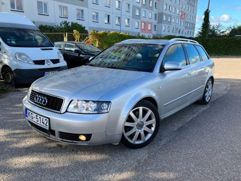Audi A4 Avant S-line Quattro