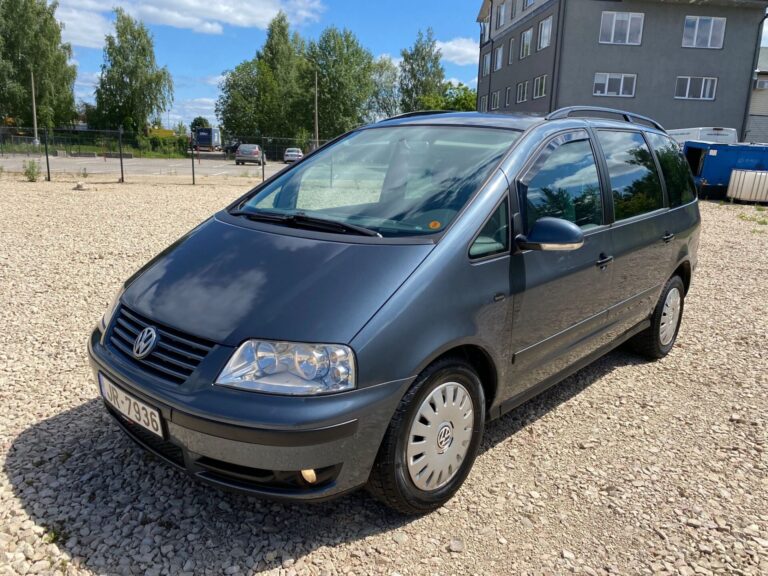 VW Sharan 7-VIETAS