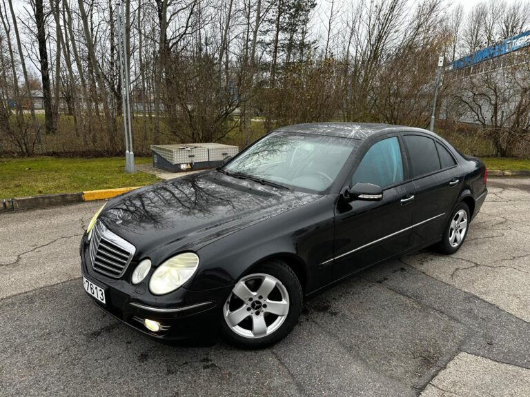 Mercedes Benz E220