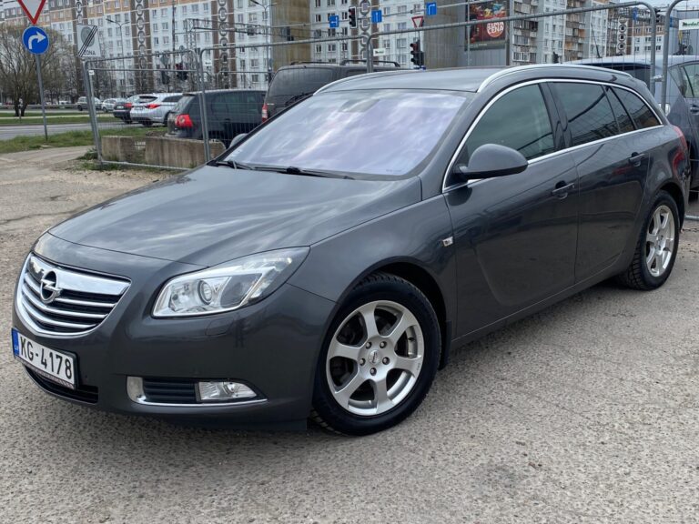 OPEL INSIGNIA SPORTS TOURER
