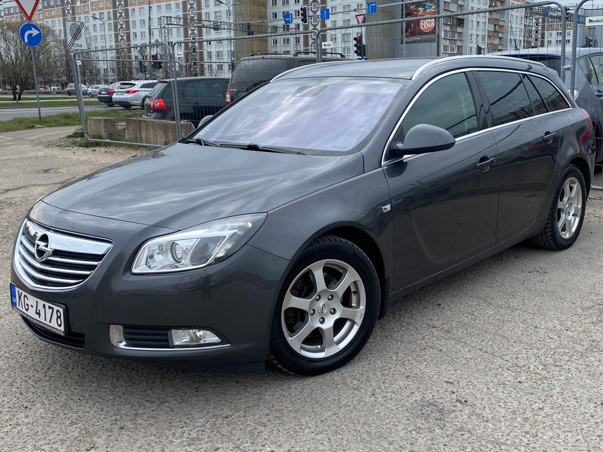 OPEL INSIGNIA SPORTS TOURER