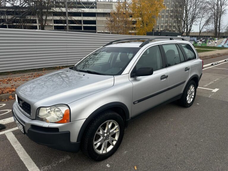 VOLVO XC90