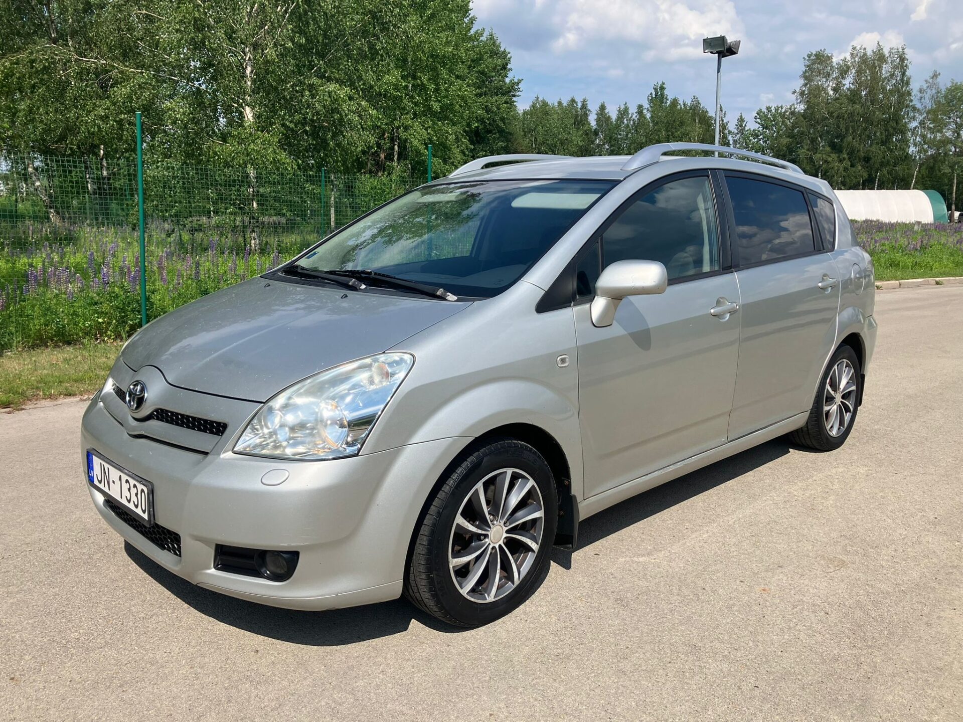 Toyota Corolla Verso 7-seats