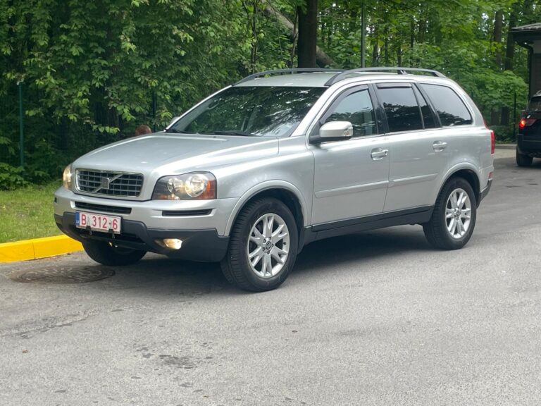 VOLVO XC90 7-SEATS