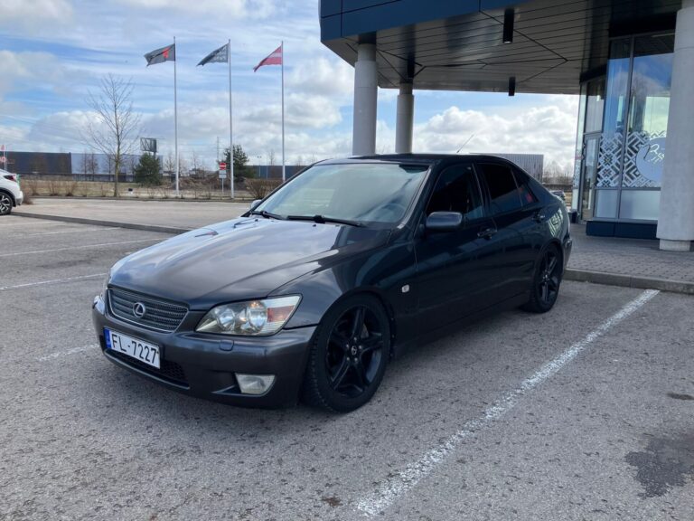 Lexus Is 200