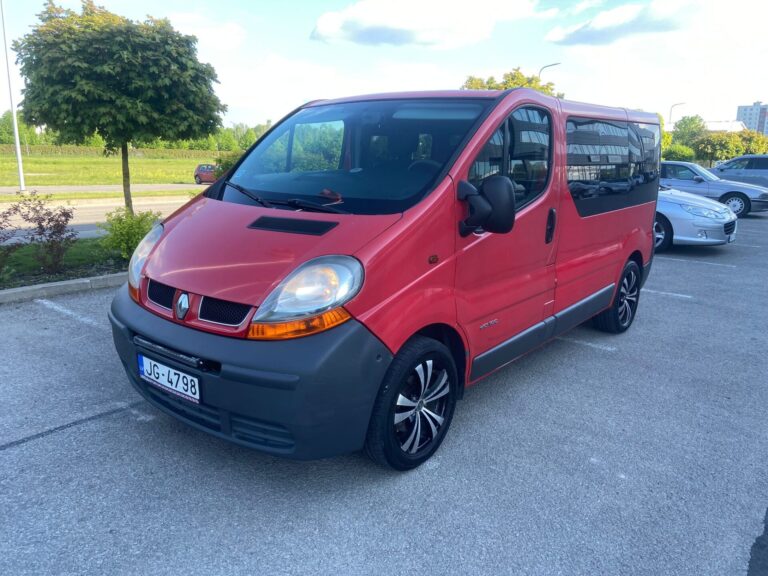 Renault Trafic 8-vietas