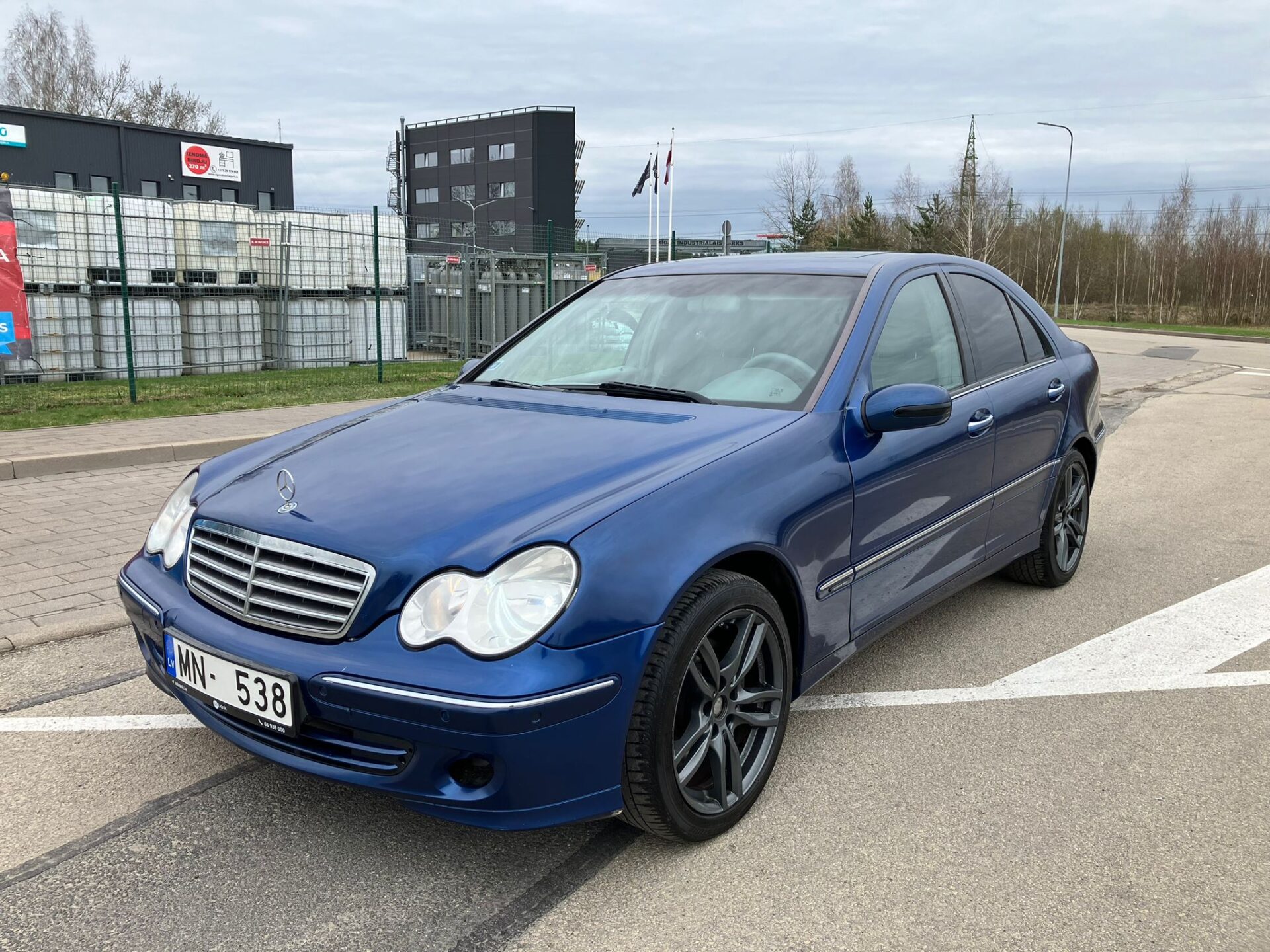 Mercedes C240