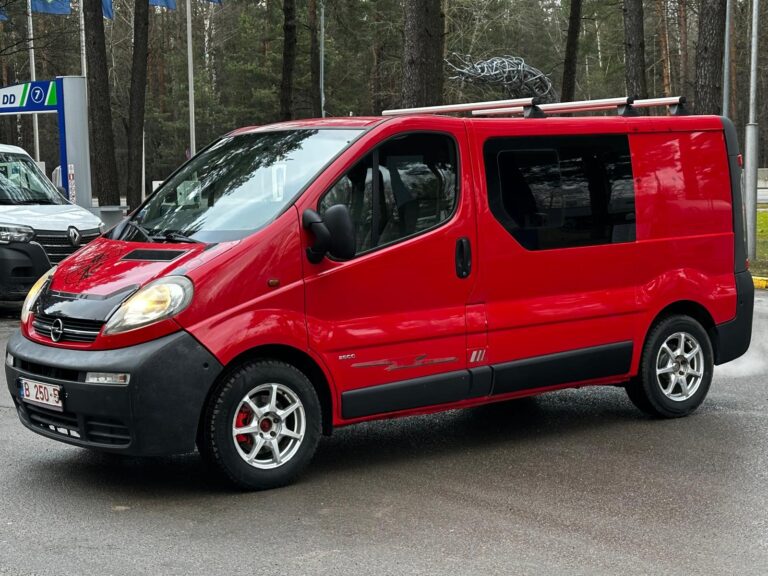 Opel Vivaro 5 vietas