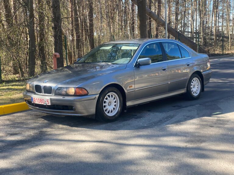 BMW 525
