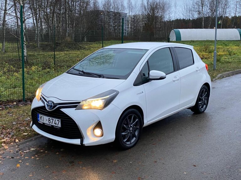 Toyota Yaris Hybrid