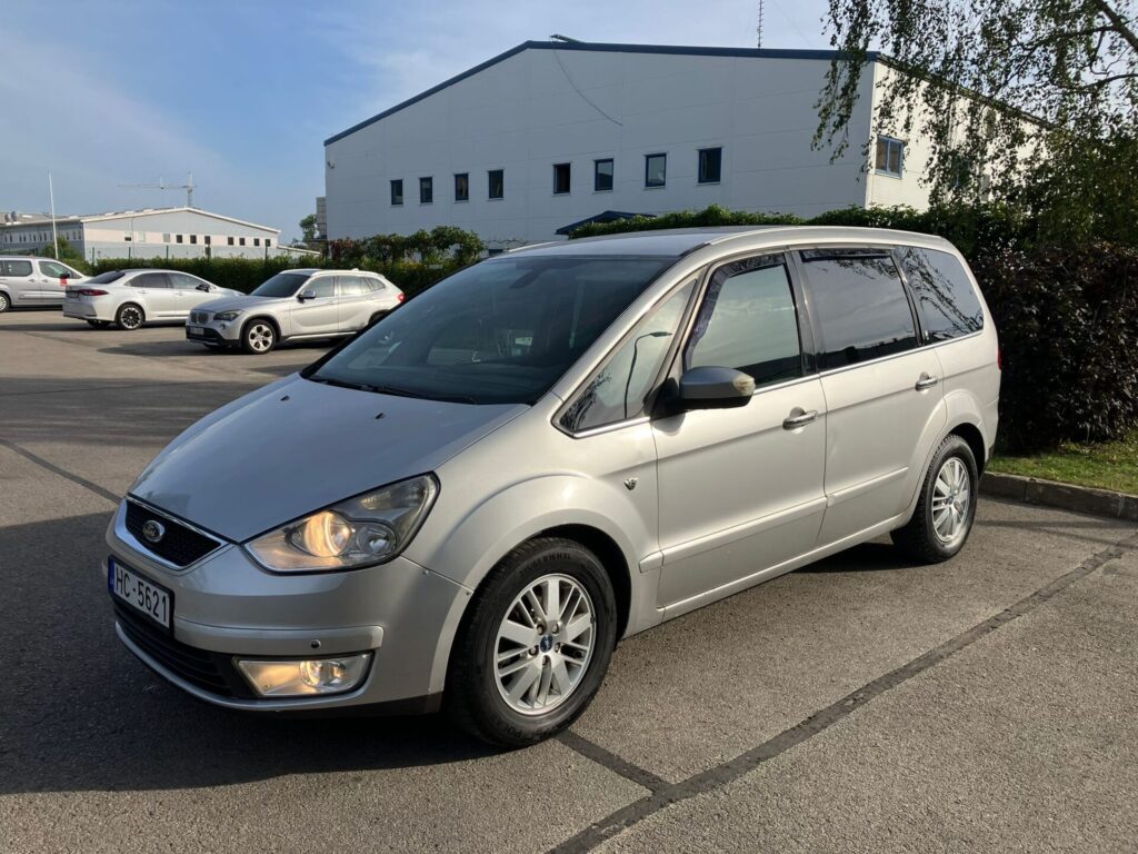 Ford Galaxy Ghia 7-vietas