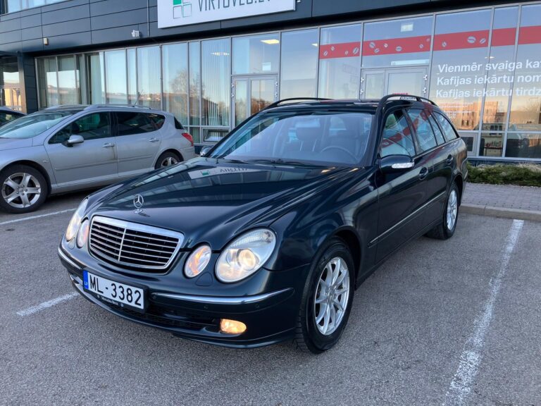 Mercedes Benz E320