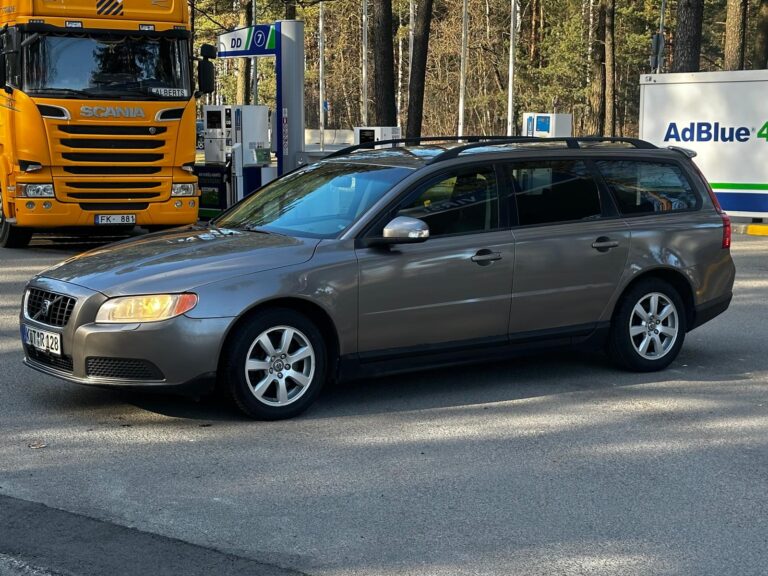 VOLVO V70