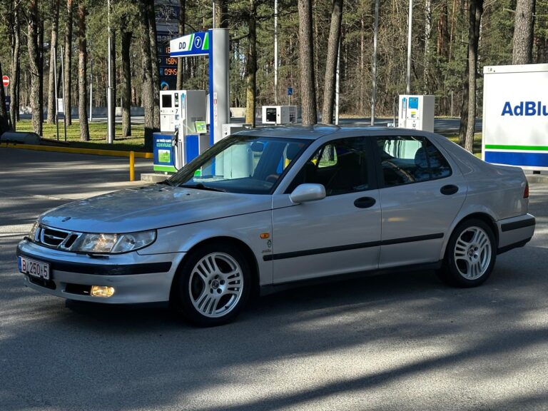 Saab 9-5 griffin
