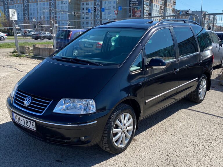 VW Sharan 7-Vietas