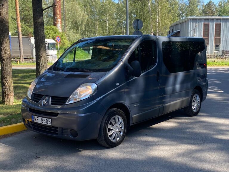 Renault Trafic 8 vietas