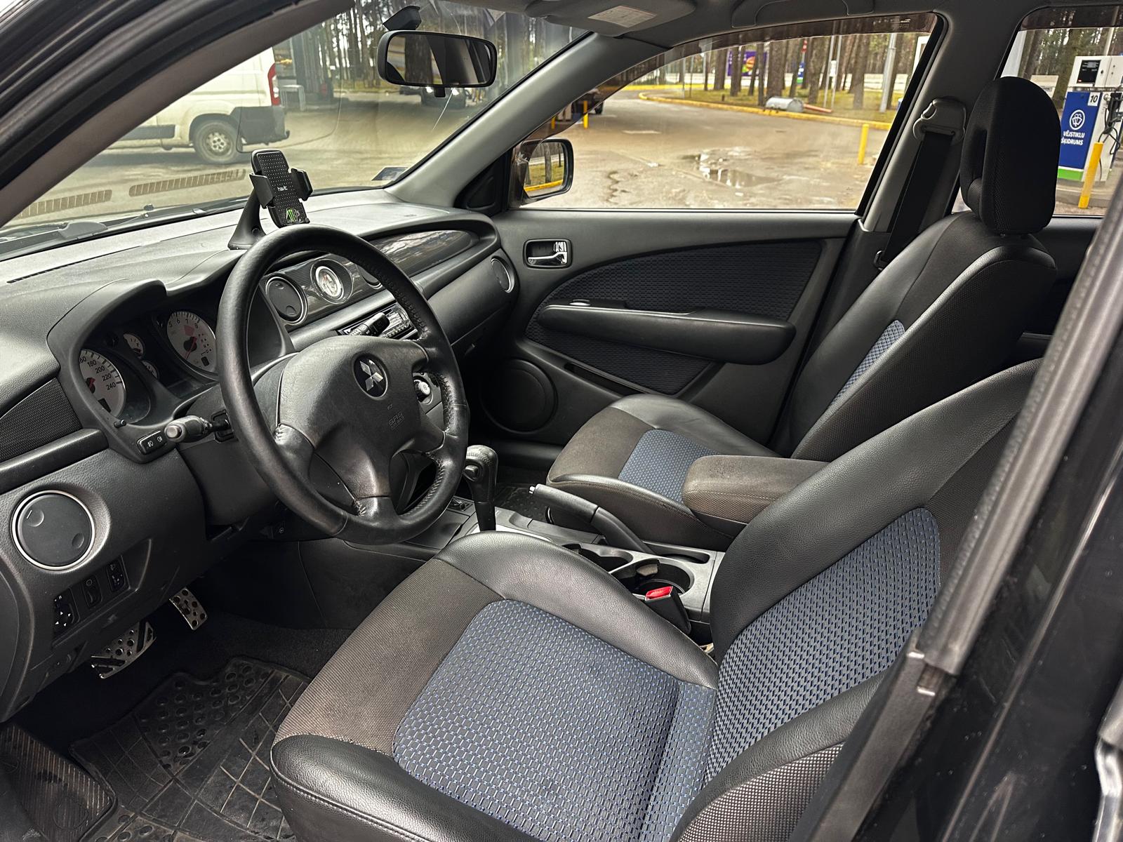 Mitsubishi Outlander 4×4
