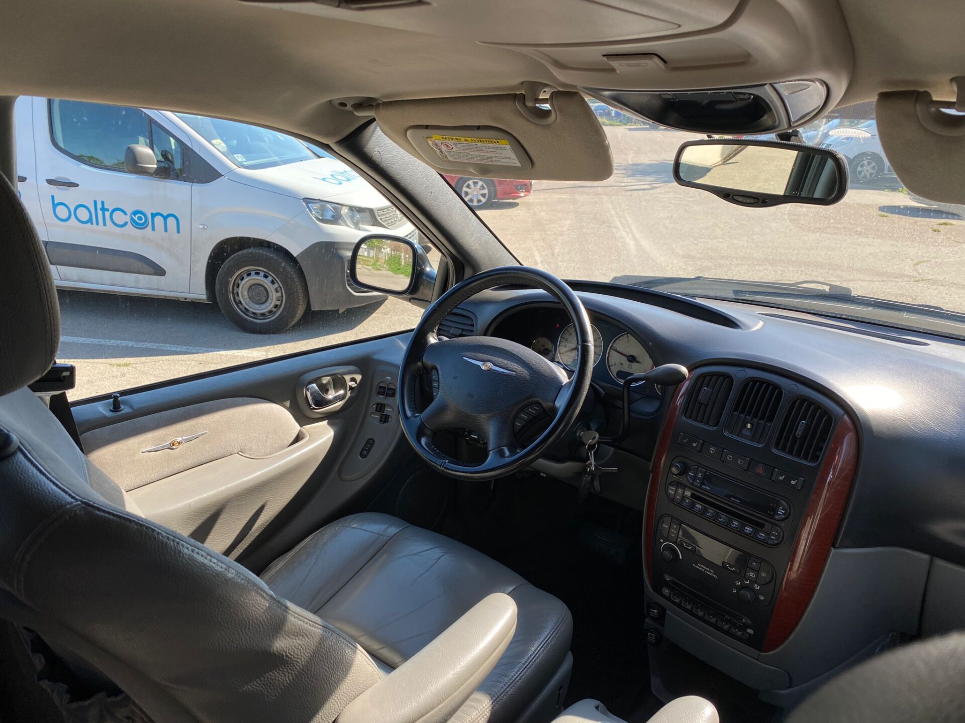 Chrysler Grand Voyager StowNGO 7-vietas
