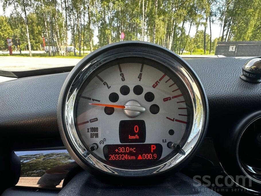 Mini cooper clubman