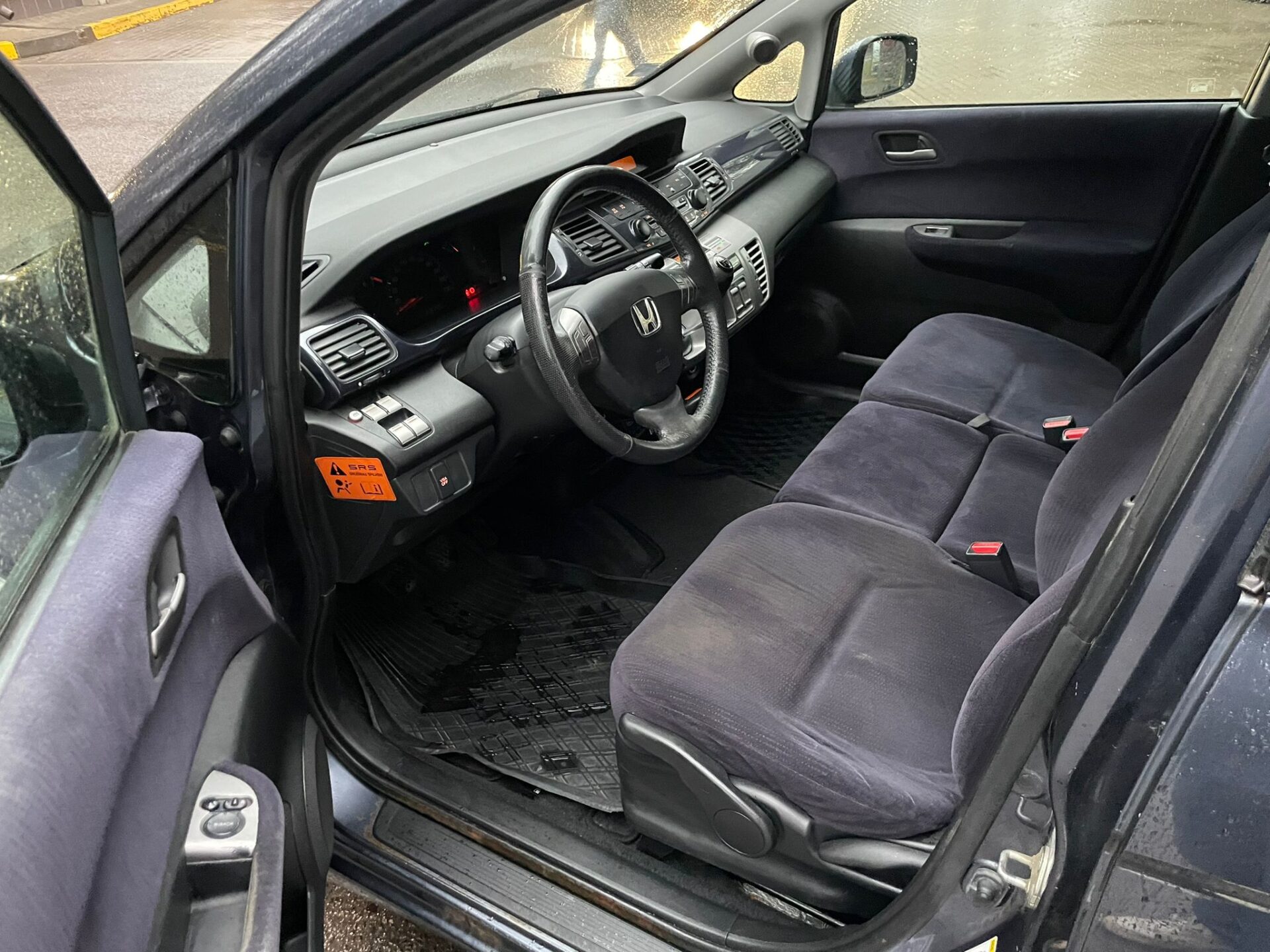 Honda fr-v