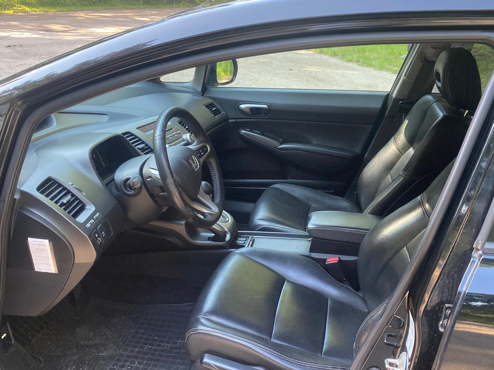 HONDA CIVIC 4DR HYBRID