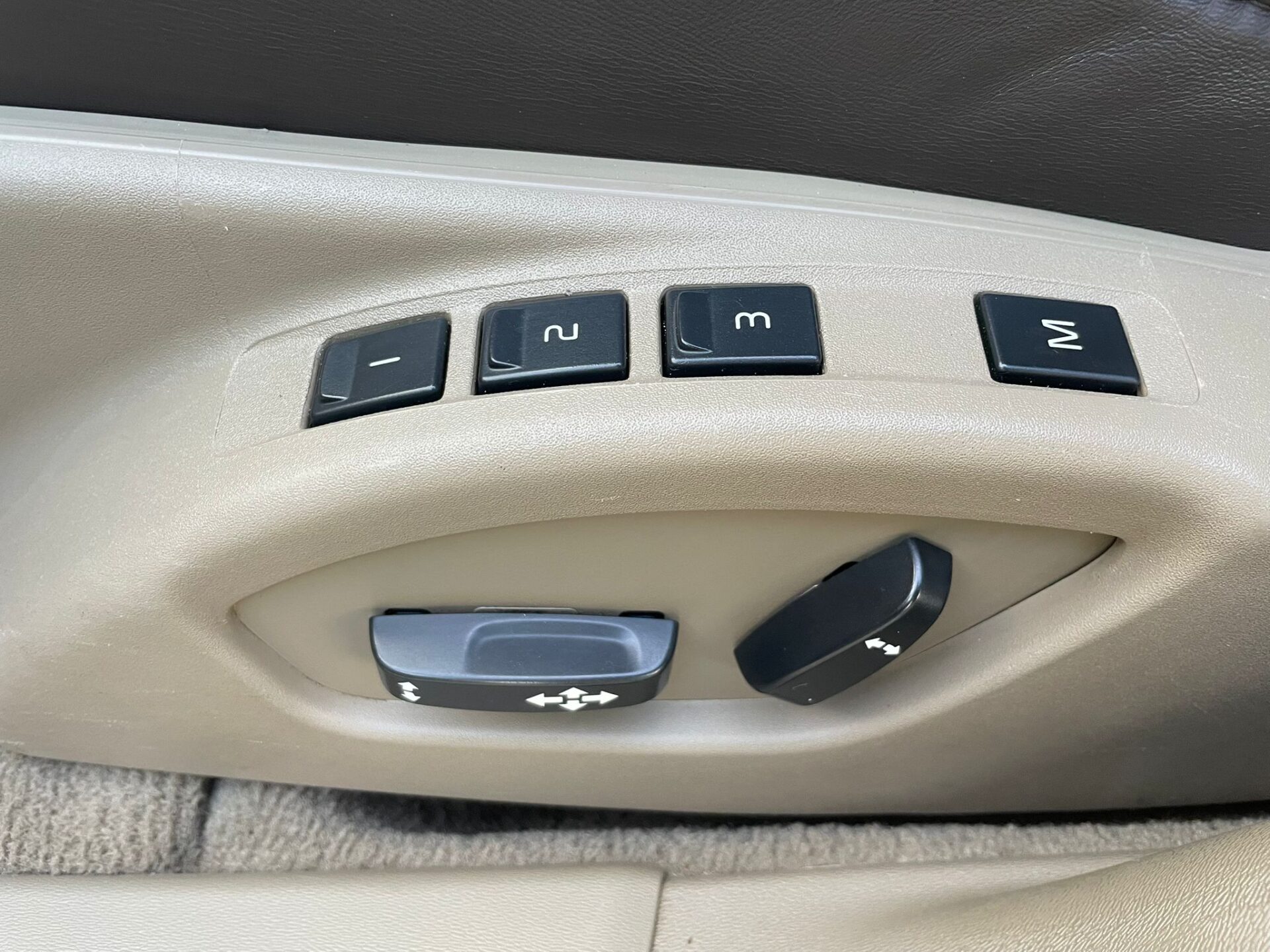 Volvo XC70 Summum 2012