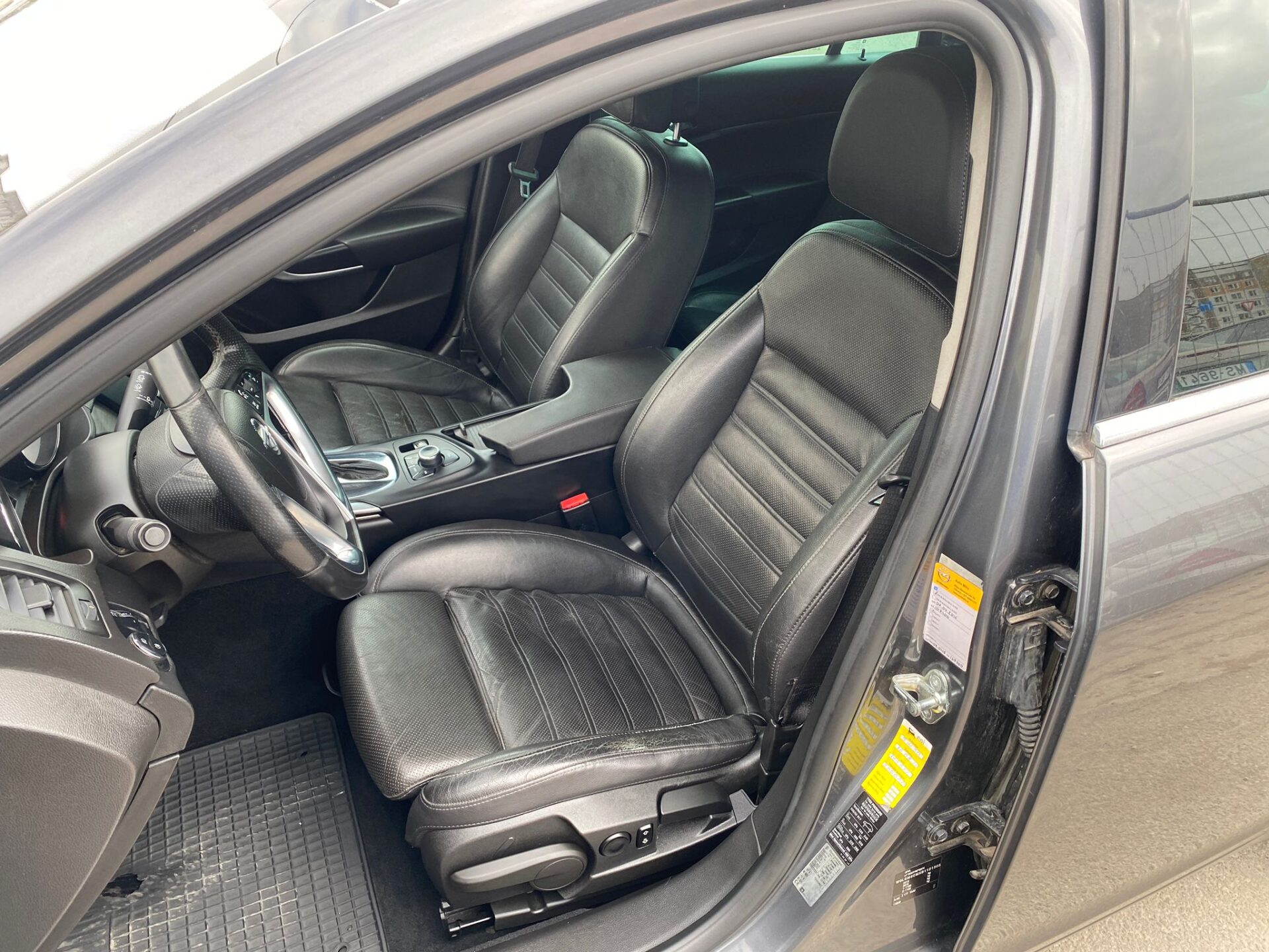 OPEL INSIGNIA SPORTS TOURER