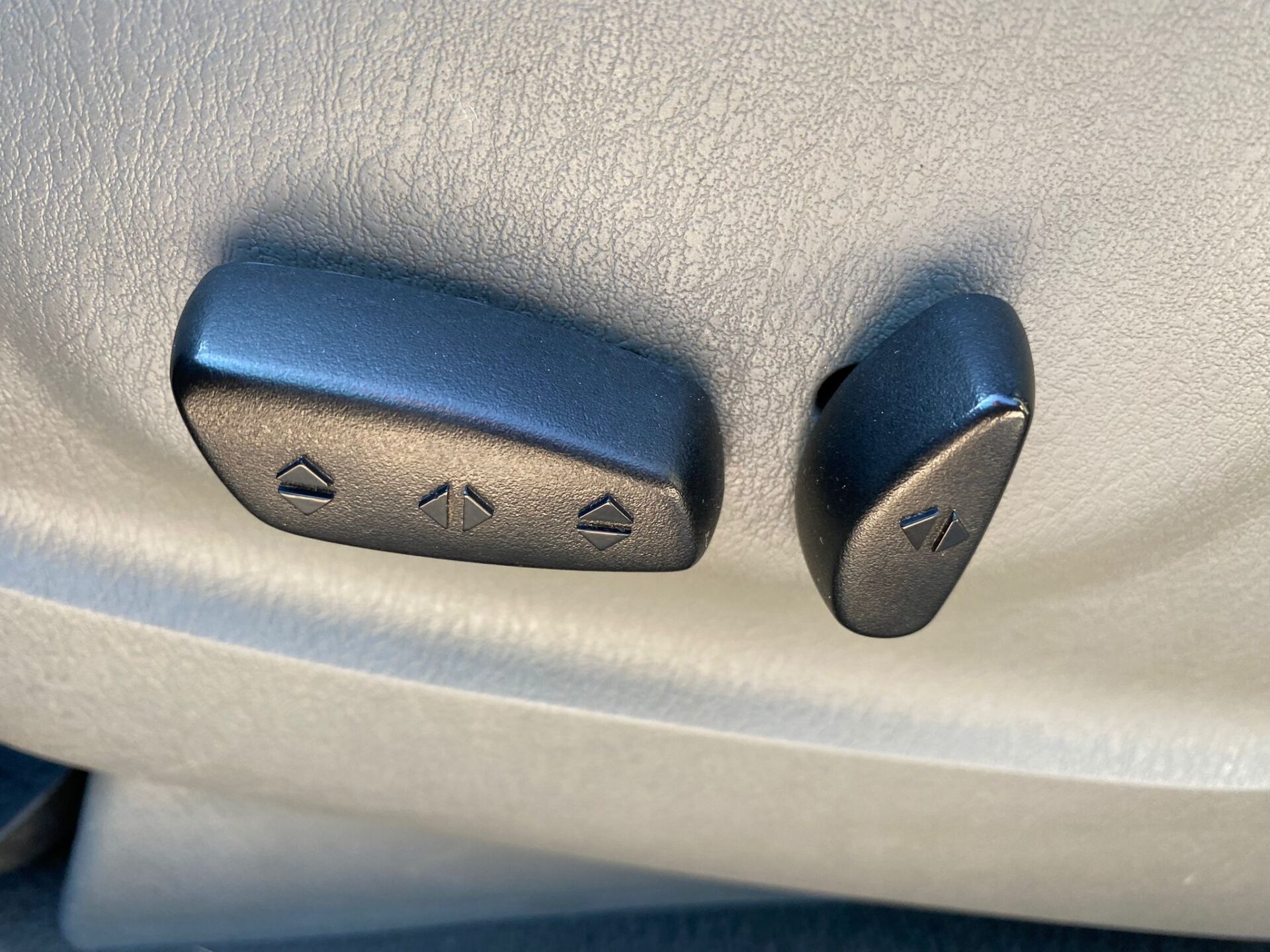 Chrysler Grand Voyager StowNGO 7-vietas