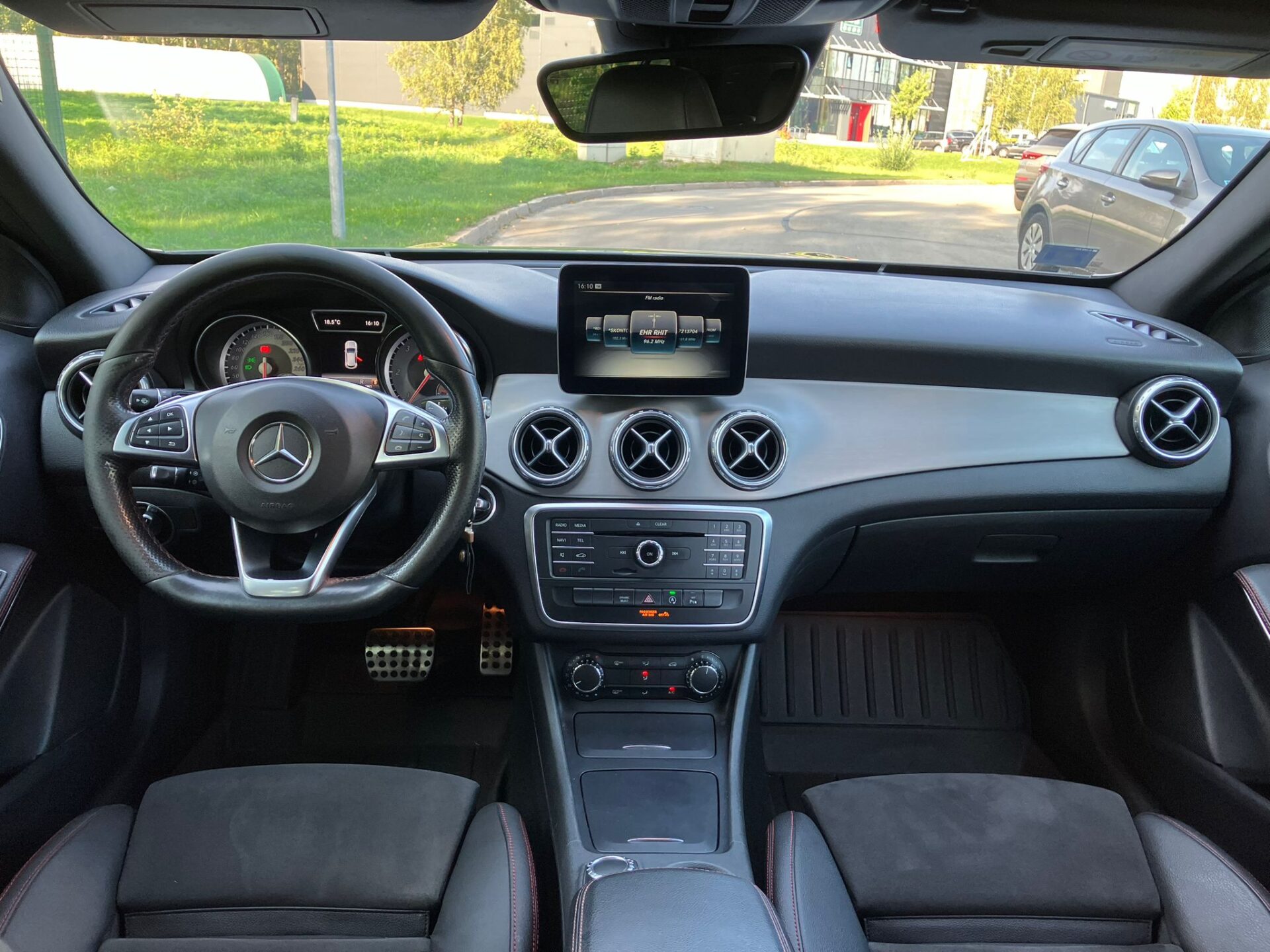 Mercedes GLA200
