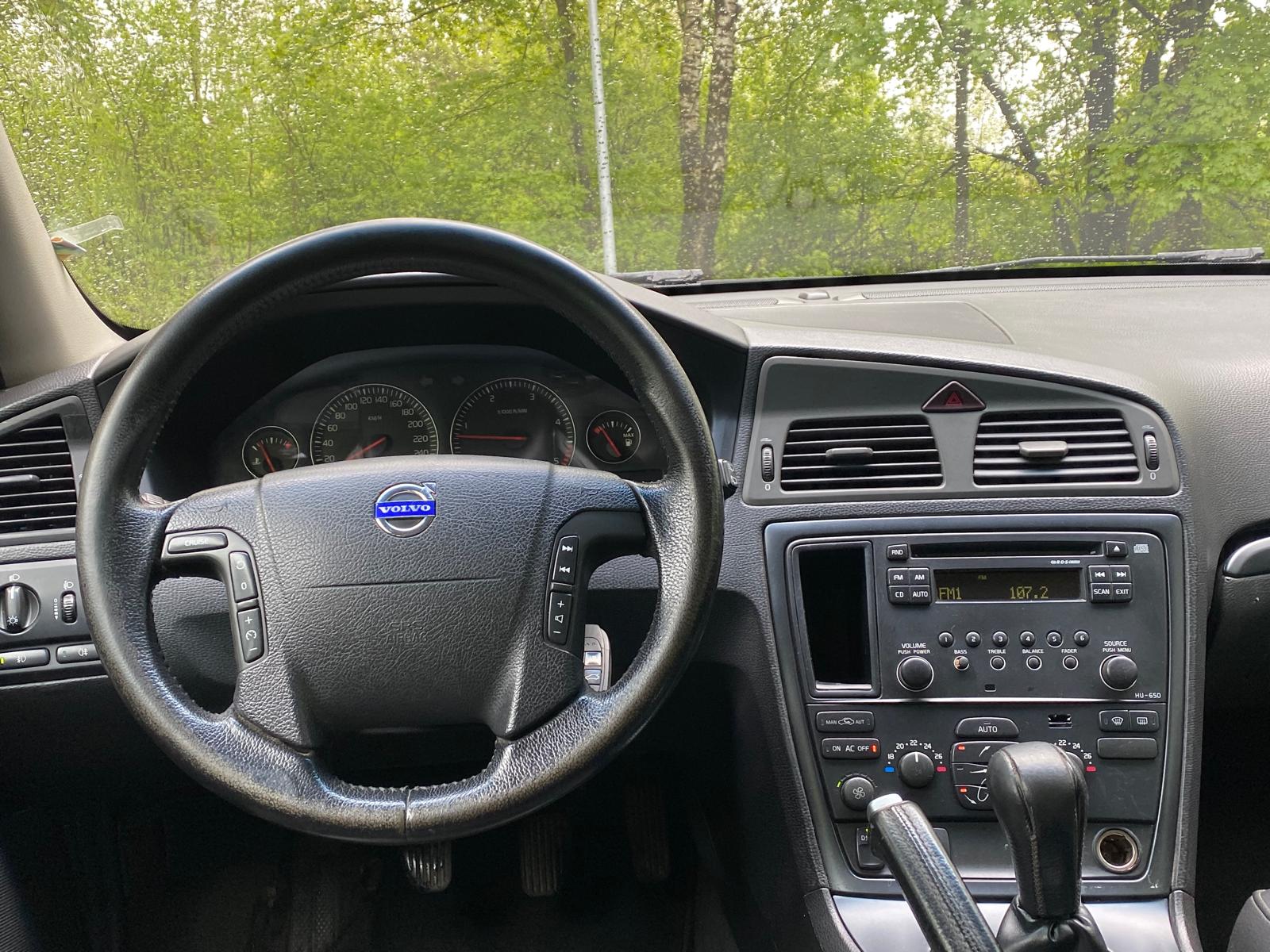 VOLVO V70