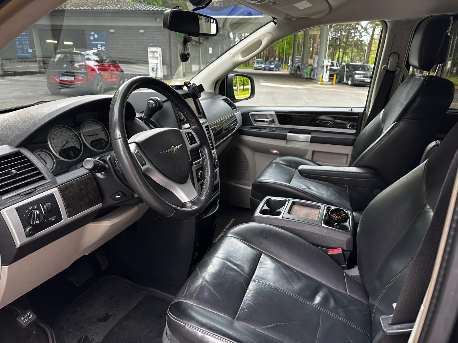 CHRYSLER GRAND VOYAGER STOW N GO 7 VIETAS