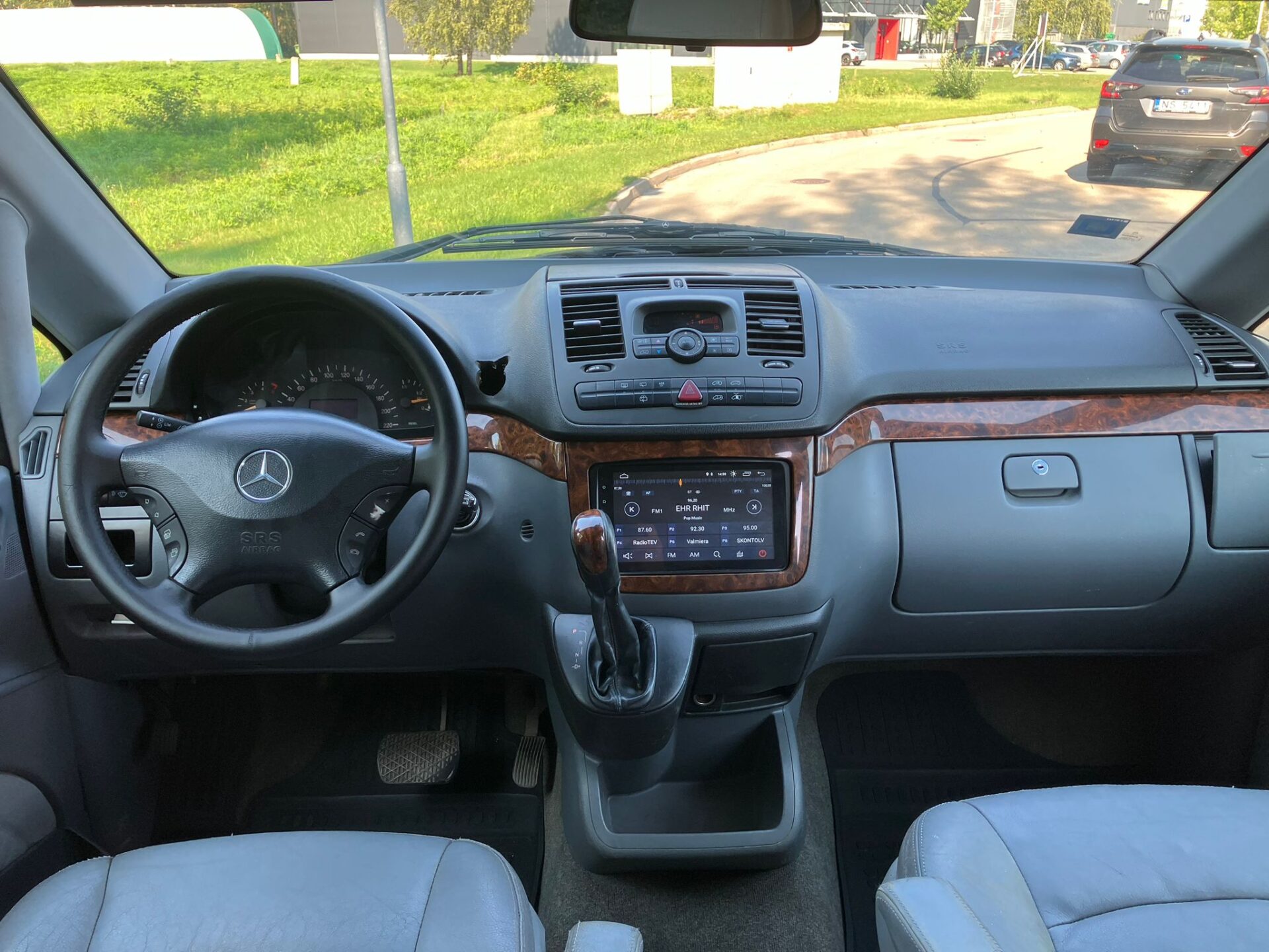 Mercedes Viano 7-vietas