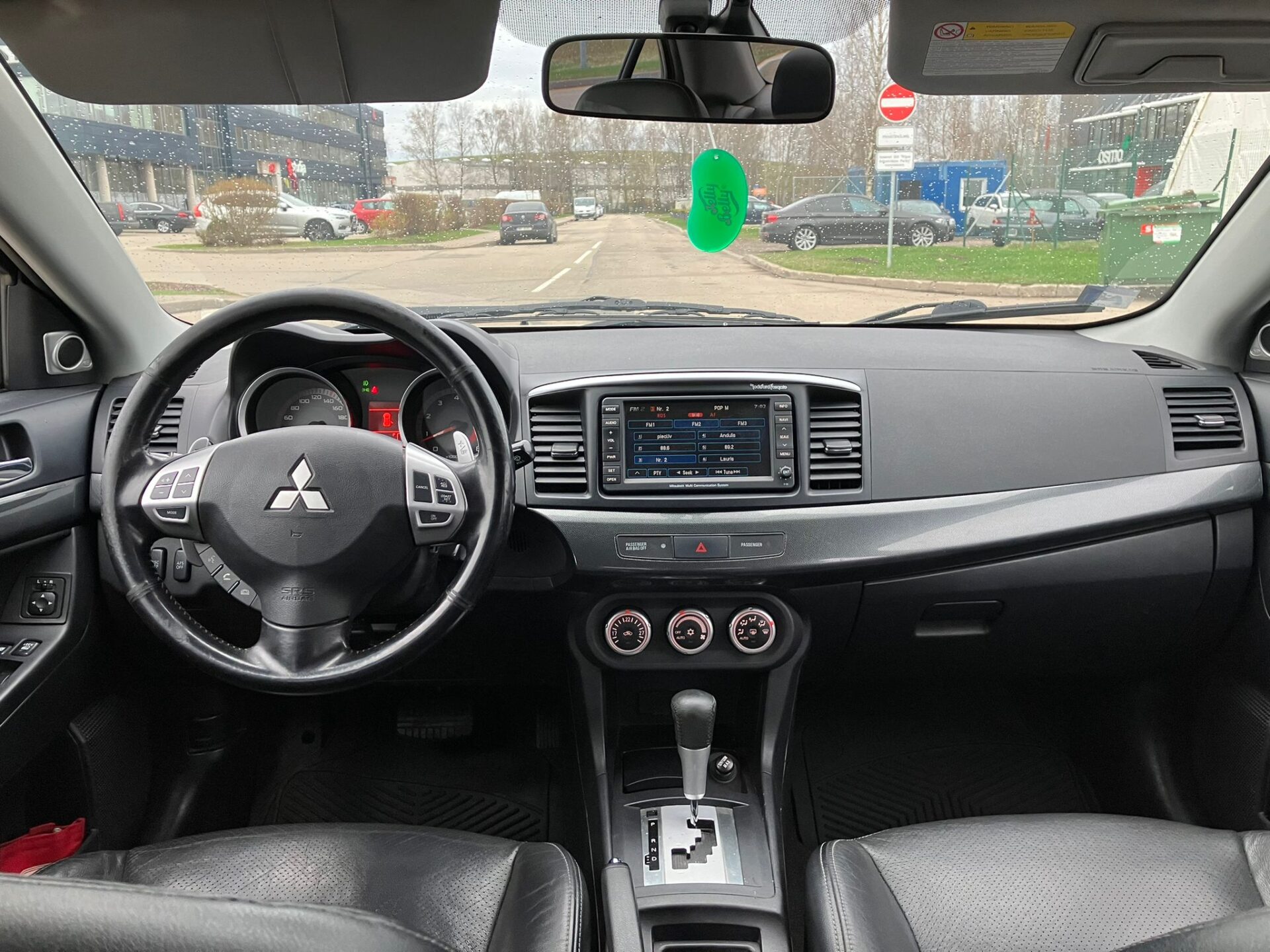 Mitsubishi Lancer