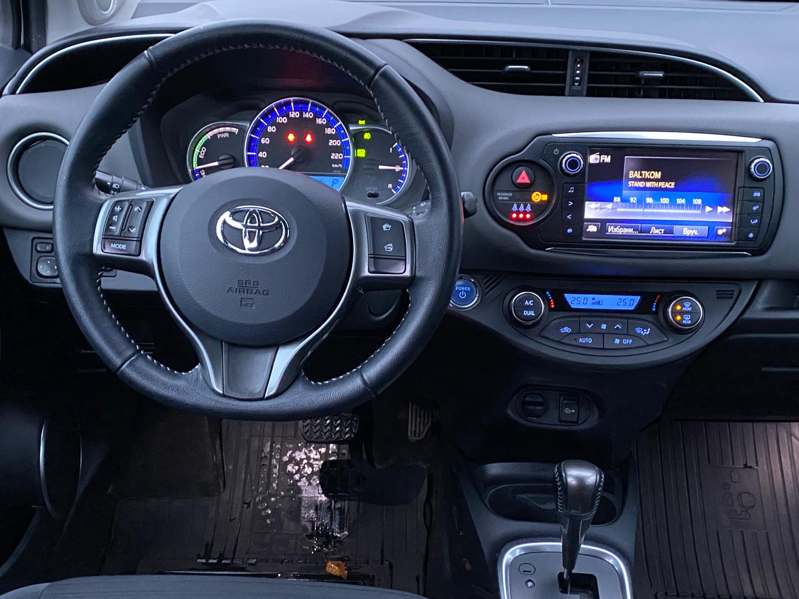 Toyota Yaris Hybrid