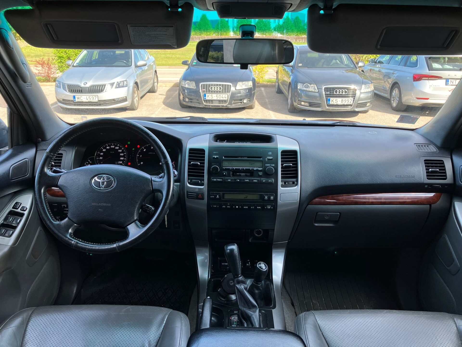 Toyota Land Cruiser D4D 4×4 8-мест