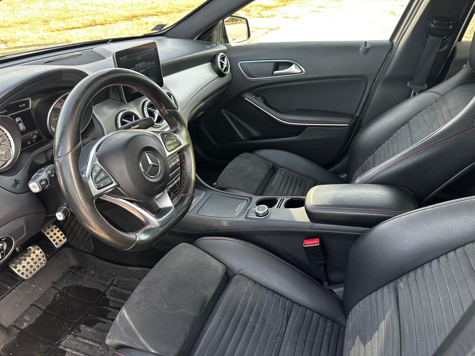 Mercedes GLA200