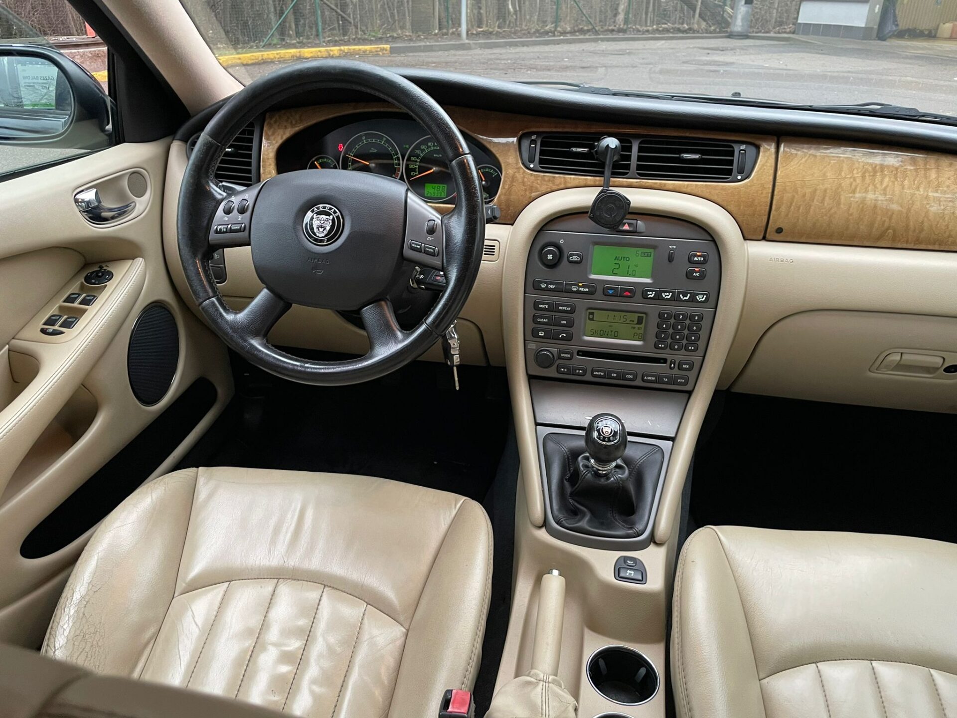 Jaguar X-Type