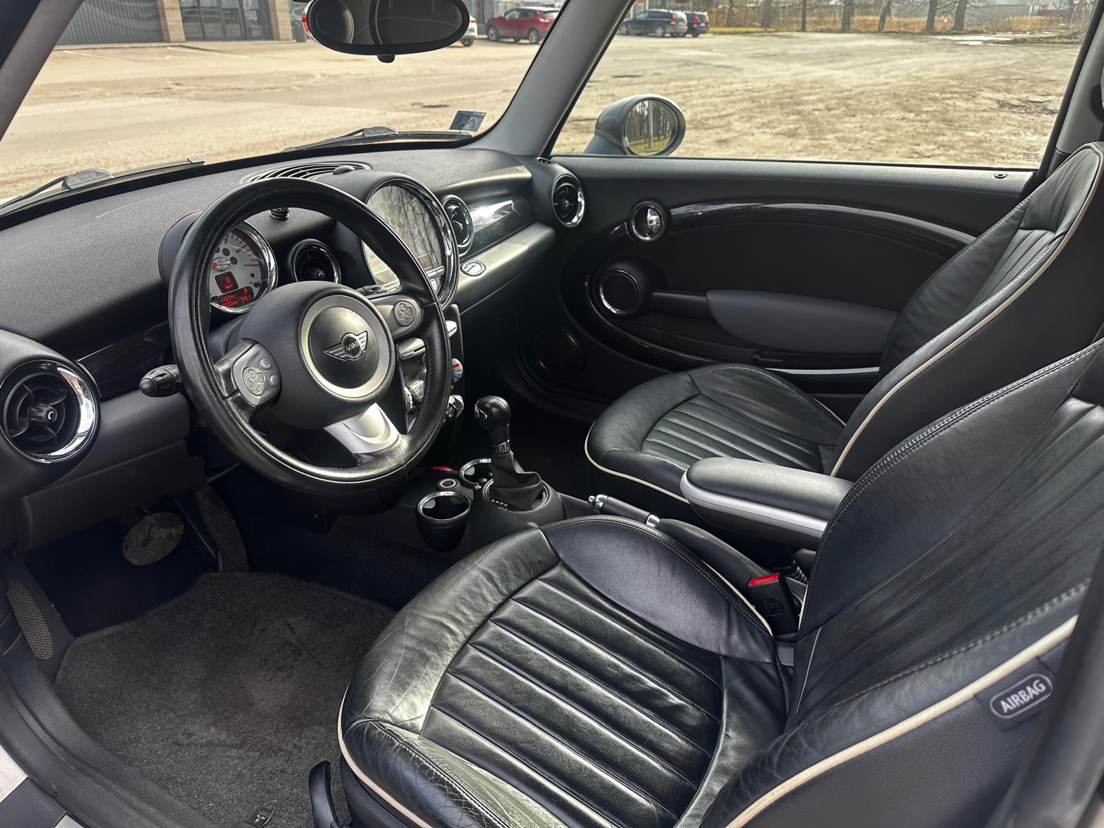 Mini cooper clubman