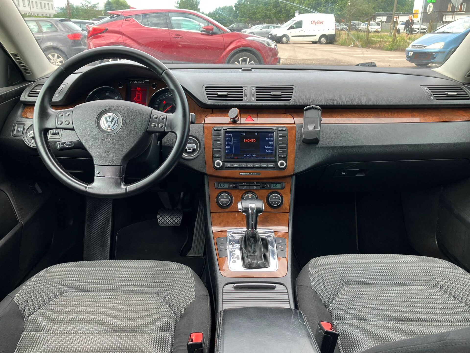 VW Passat (B6)