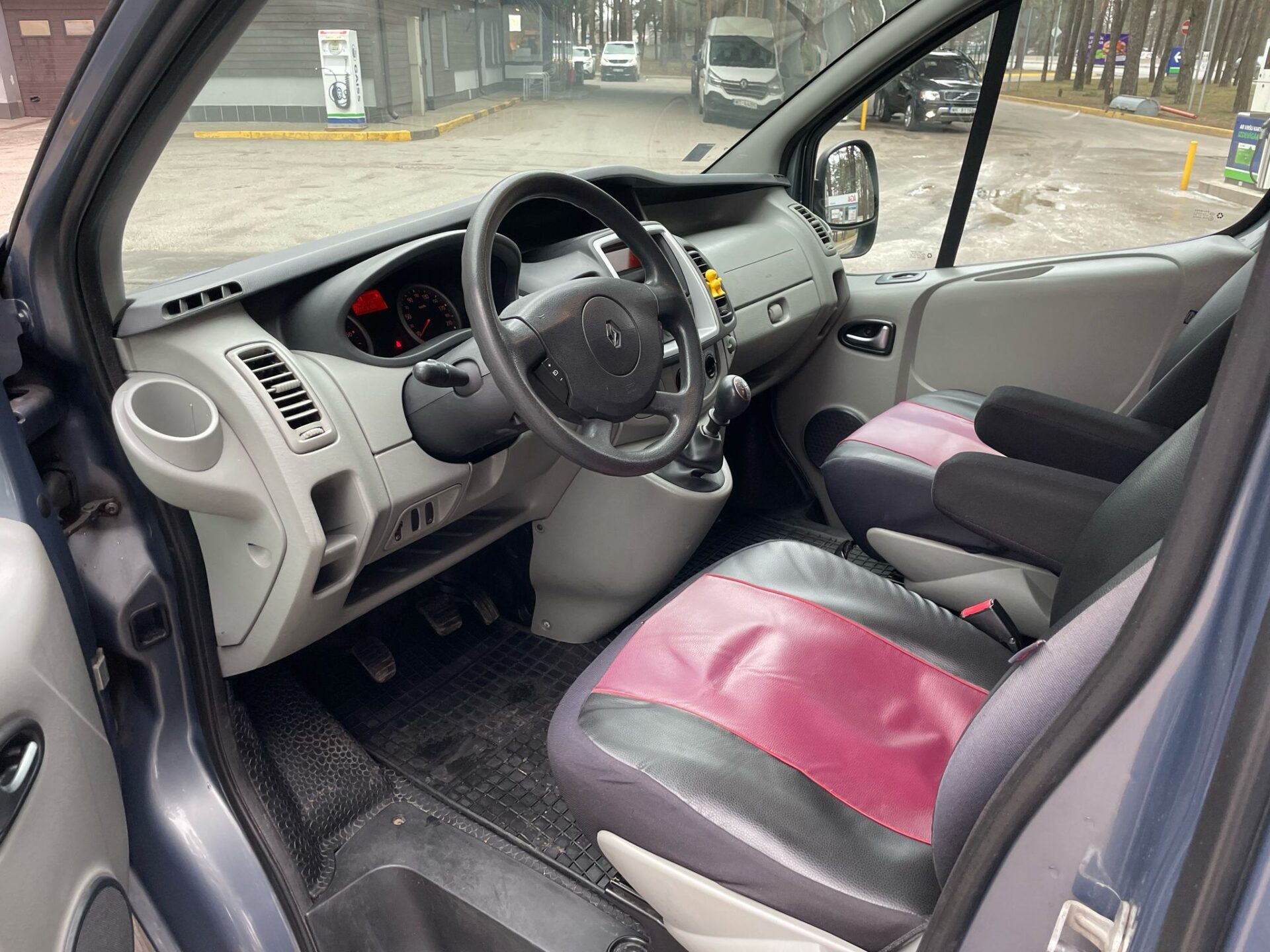 Renault Trafic 7 vietas