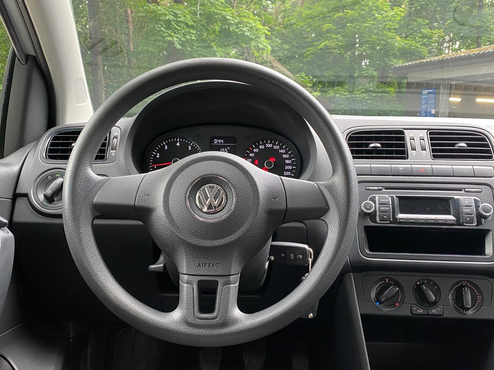 VW POLO