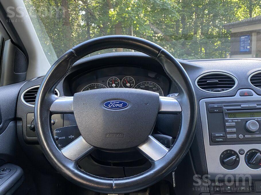 FORD FOCUS